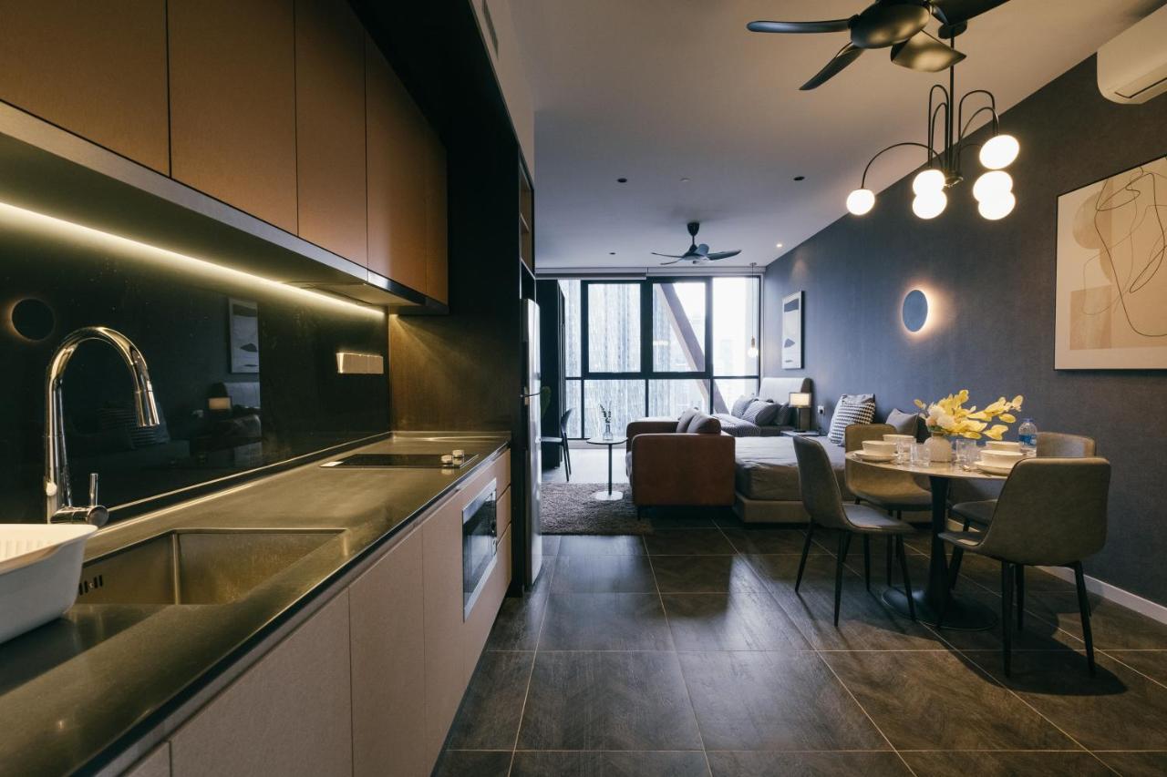 Scarletz Klcc Studio Suites 4 Pax Luxury Modern Style Wifi 100Mbps Kuala Lumpur Exterior foto